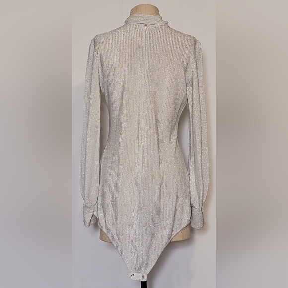 Vintage silver bodysuit with tie. Size m/l. - Picture 6 of 7